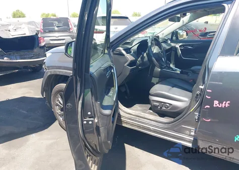 2023 Toyota Rav4 Hybrid Xle Premium z USA, uszkodzony, nr VIN JTMB6RFV9PD094171